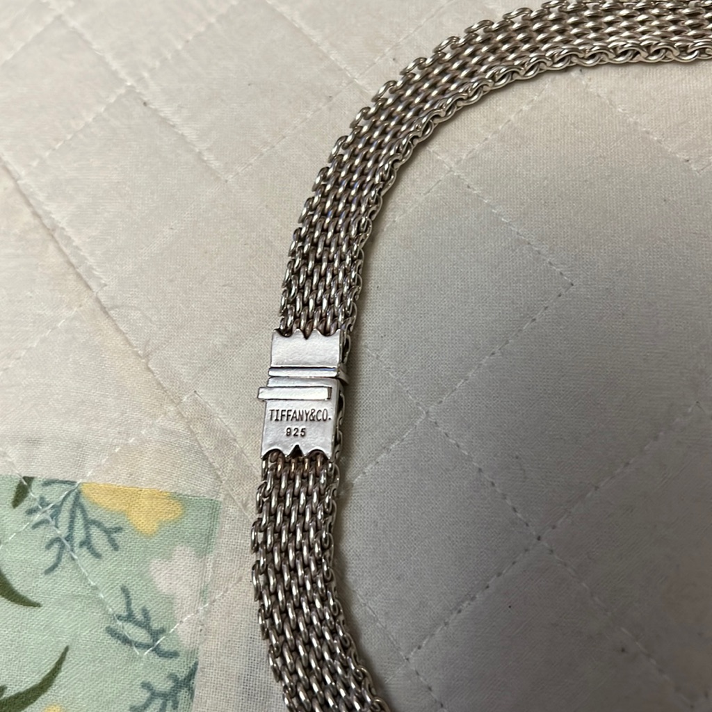 Tiffany &Co Mesh Necklace Used In Good Condition